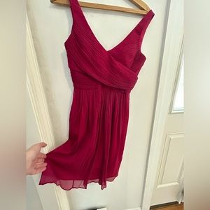 J Crew women’s cocktail dress size 2.  Bridesmaid dress/semi formal ❤️ spring